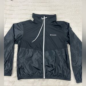 Columbia Morning View windbreaker.